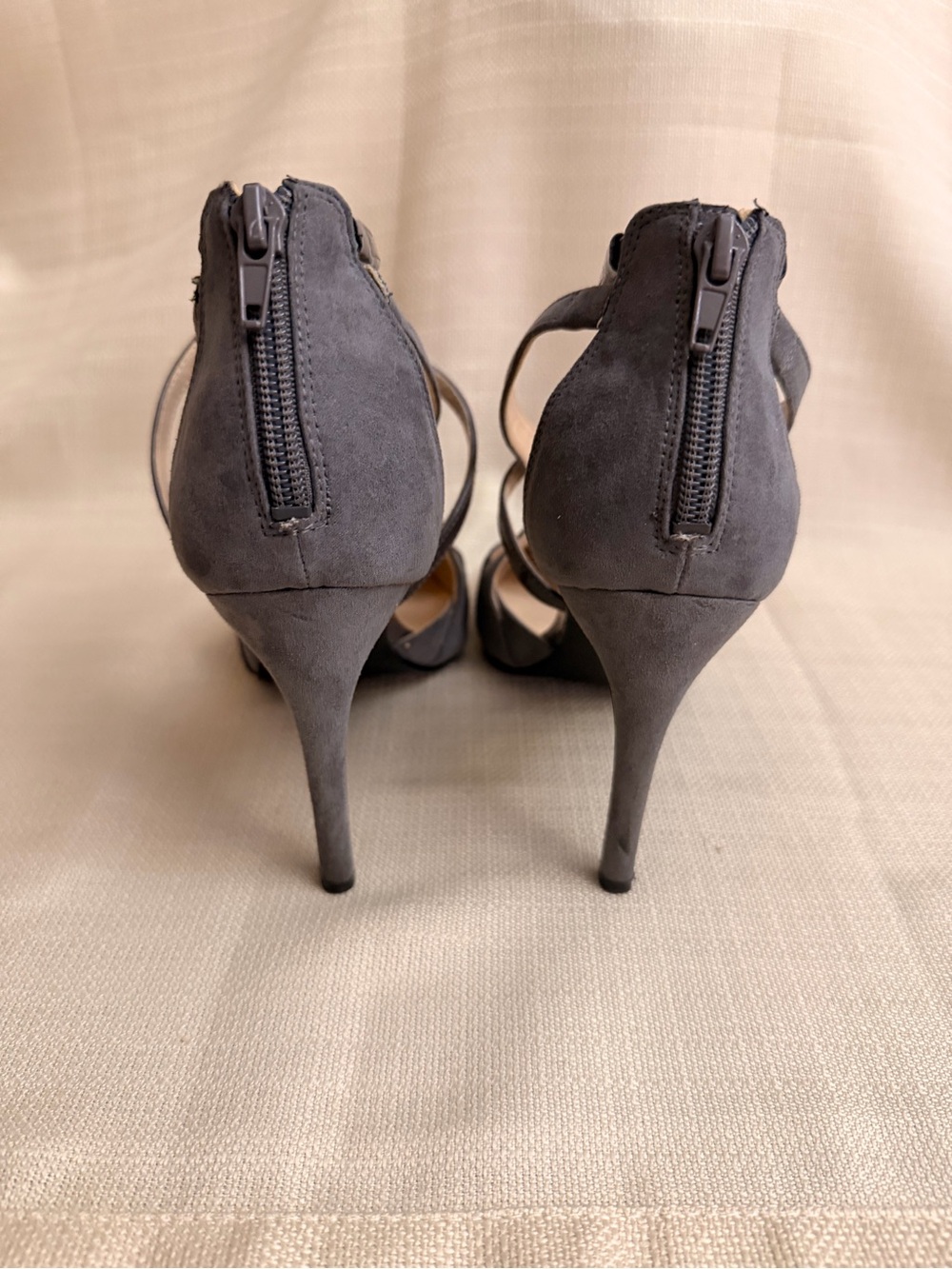 Nine West Gray Suede Pointed-Toe Crisscross Heels - Picture 4 of 7